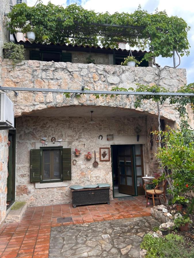 Gaya Apartments Šibenik Esterno foto